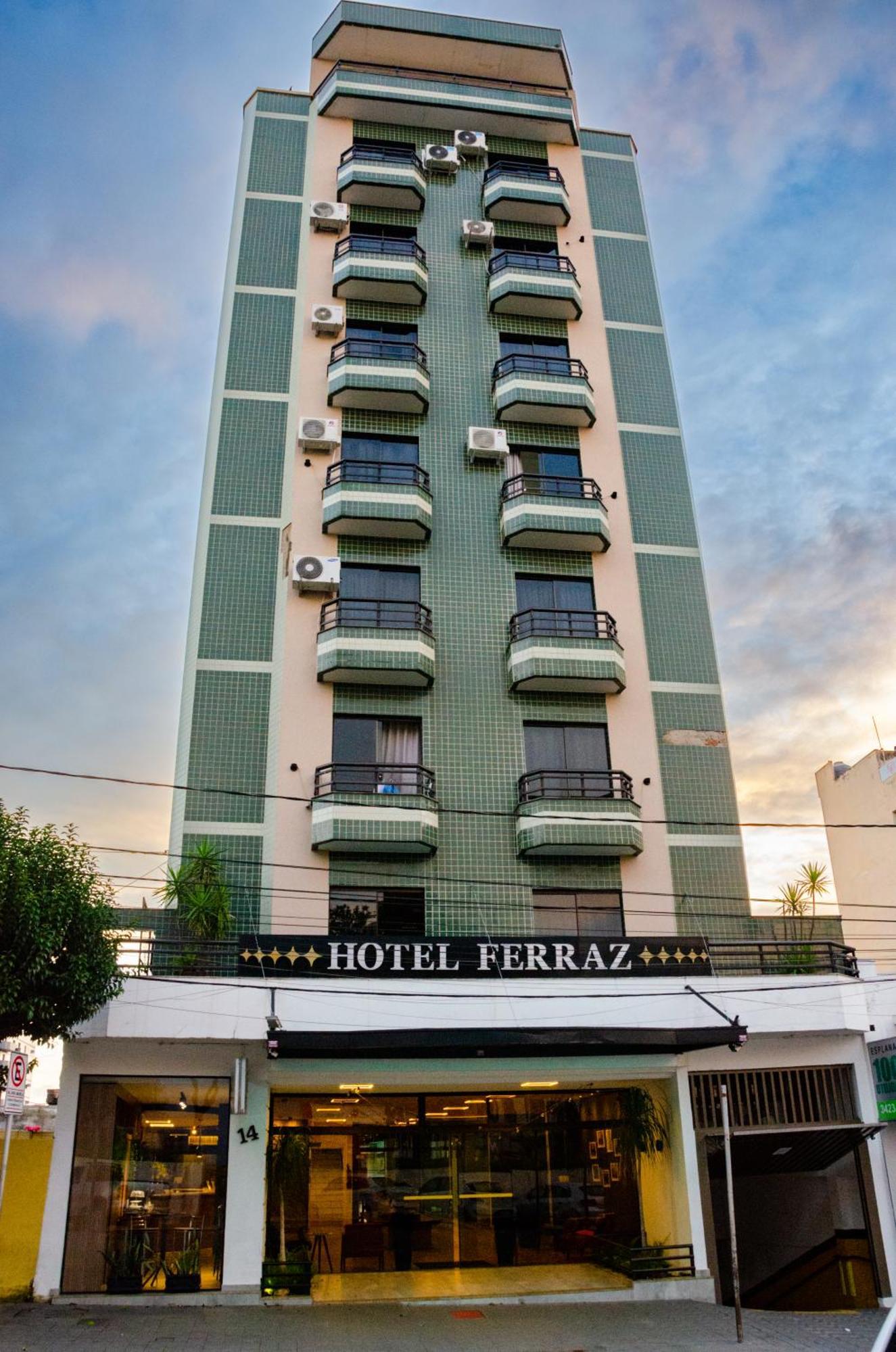 Hotel Ferraz Pouso Alegre Exteriér fotografie